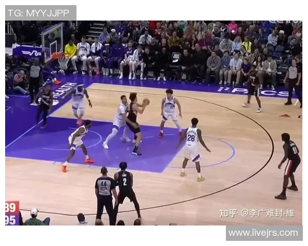 305开拓者与爵士的激烈对决展现篮球魅力与团队精神的巅峰对抗
