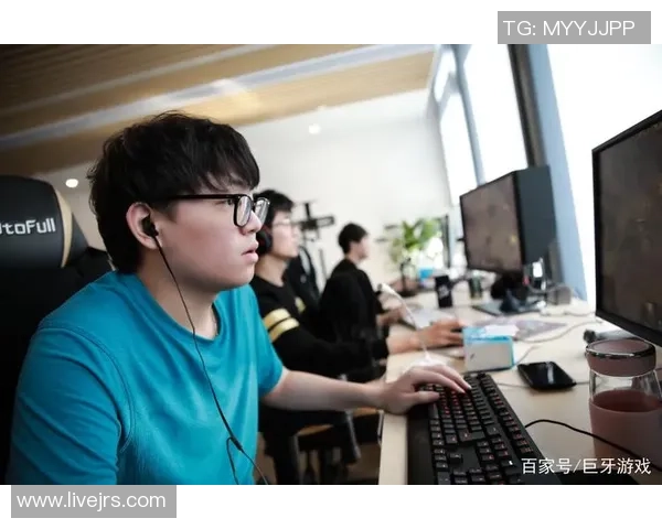 DOTA2深度解析RNG战队转型背后的策略与挑战